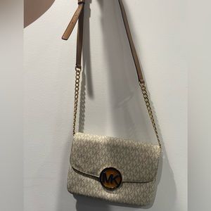 Michael Kors crossbody. White and brown